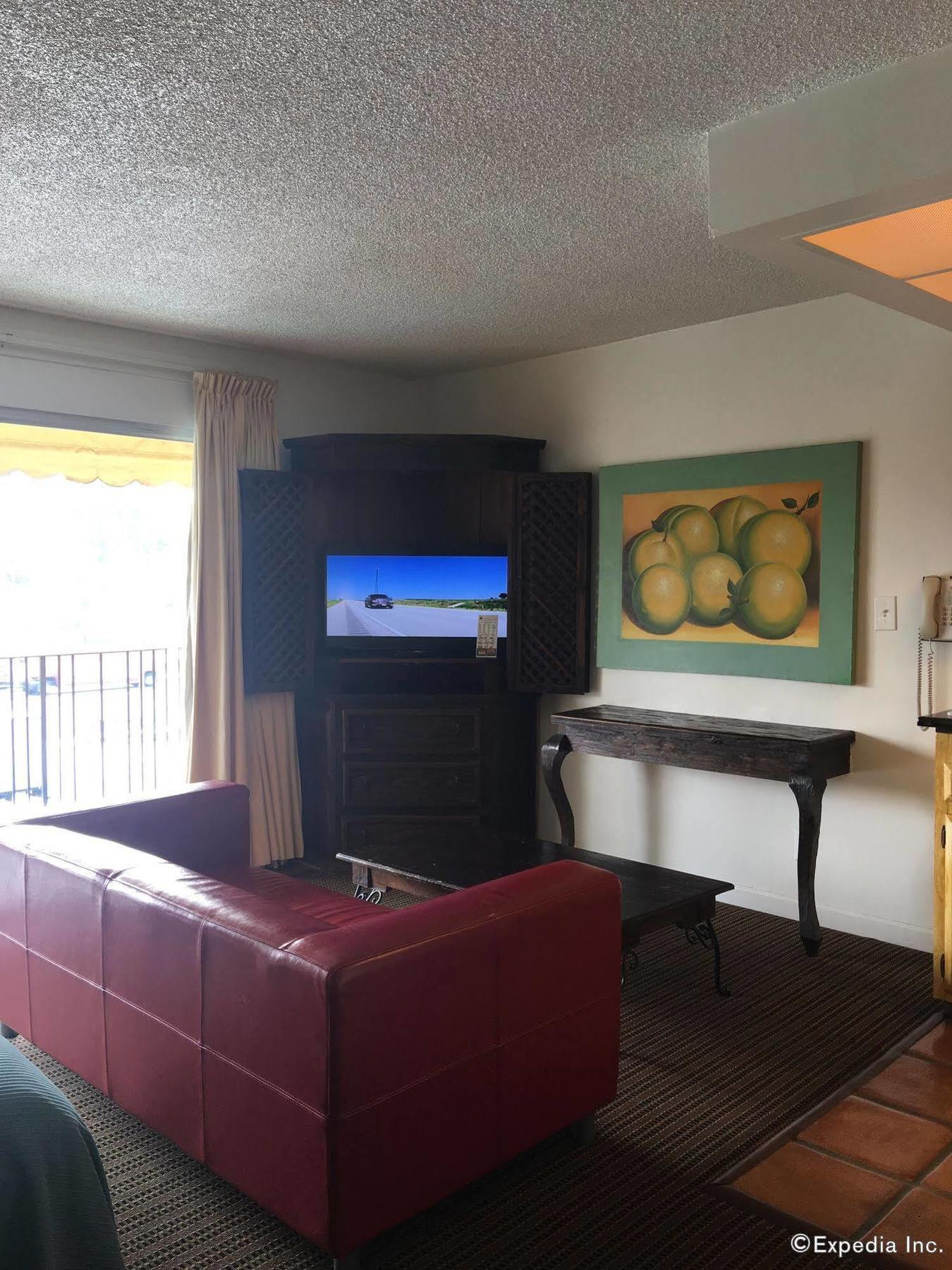 Pepper Tree Boutique Kitchen -